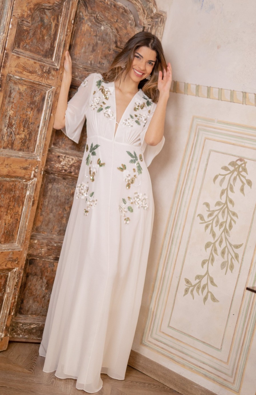 Online Hope & Ivy Hope & Ivy Maddie Embellished Flutter Sleeve Maxi Dress | Ireland Cream